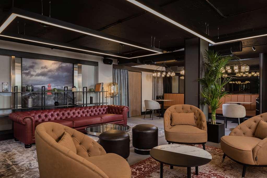 Radisson Red Heathrow * Londra